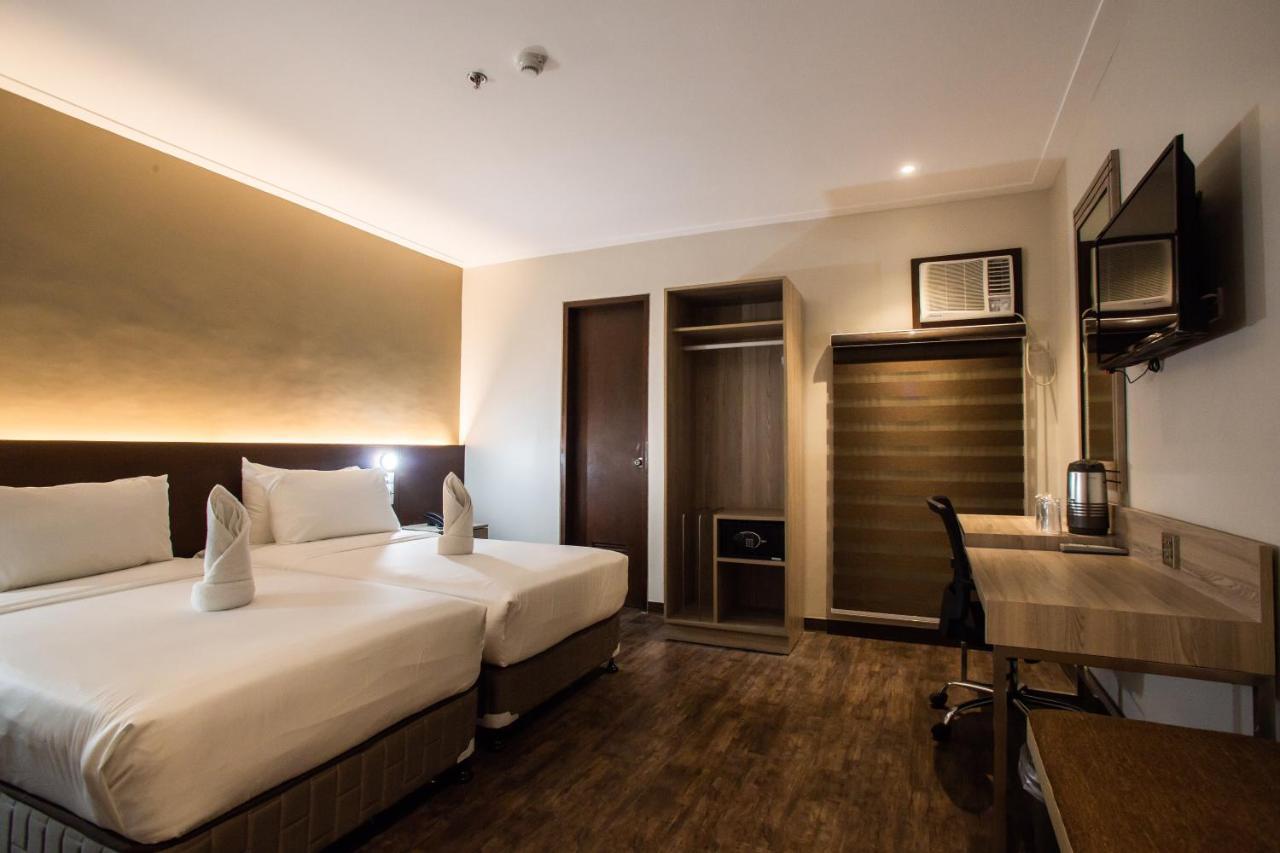 Northwest Inn Bacolod Exterior photo